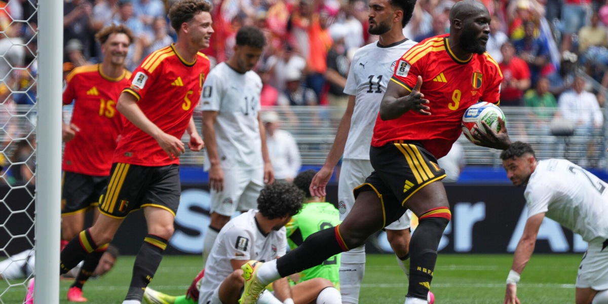 Scossa Lukaku, De Bruyne al palo e Salah serve l'assist: il pari tra Belgio ed Egitto