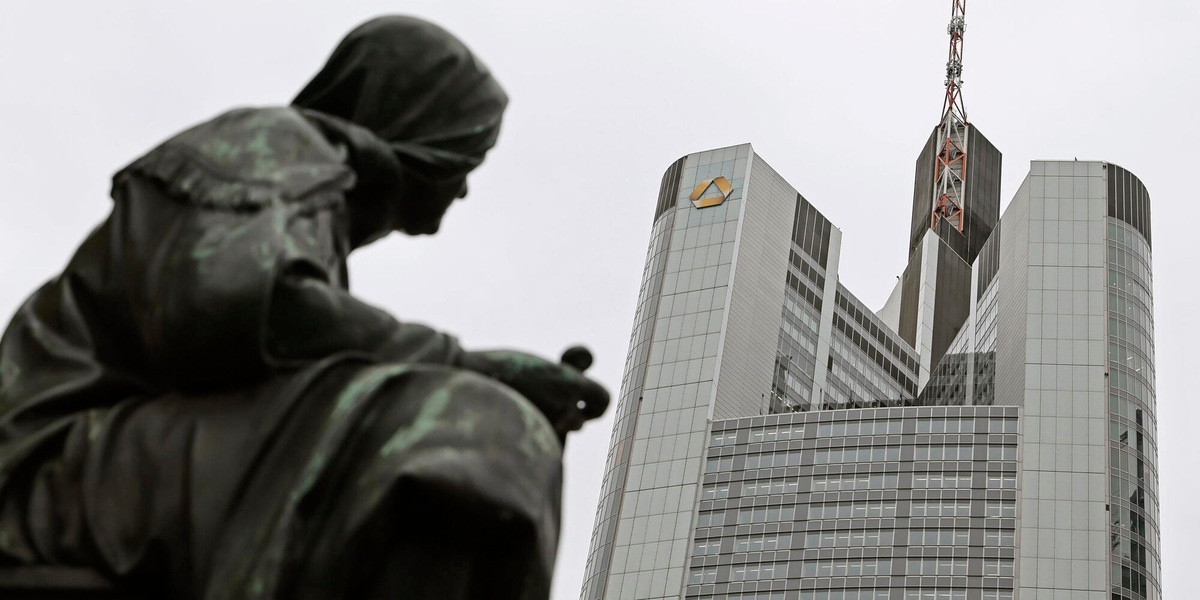 Cresce ancora in Borsa premio ops Unicredit-Commerz, è oltre il 3%