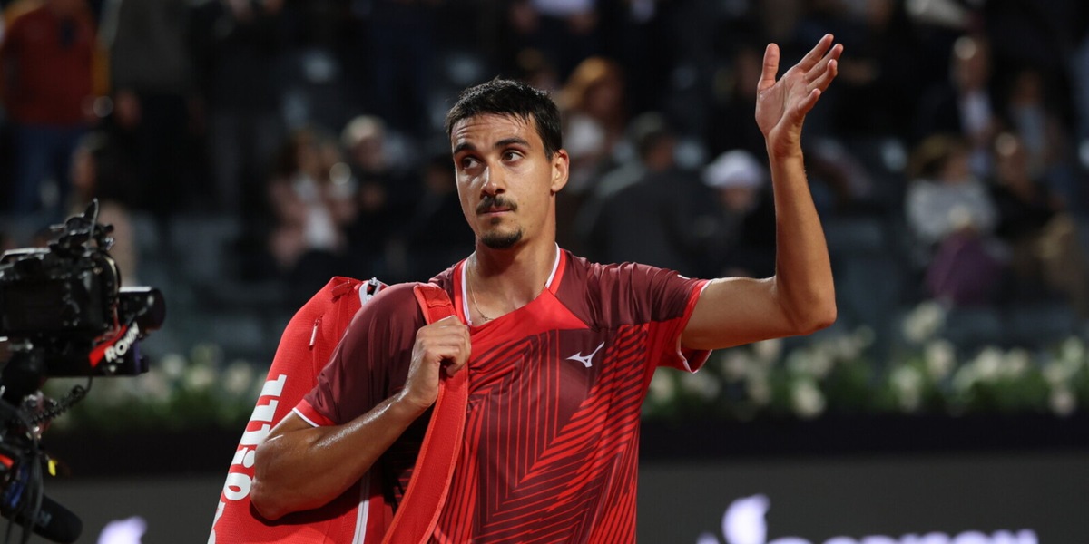 Sonego si arrende a Shelton e saluta Halle al 1° turno. Avanzano anche Fritz e Tiafoe