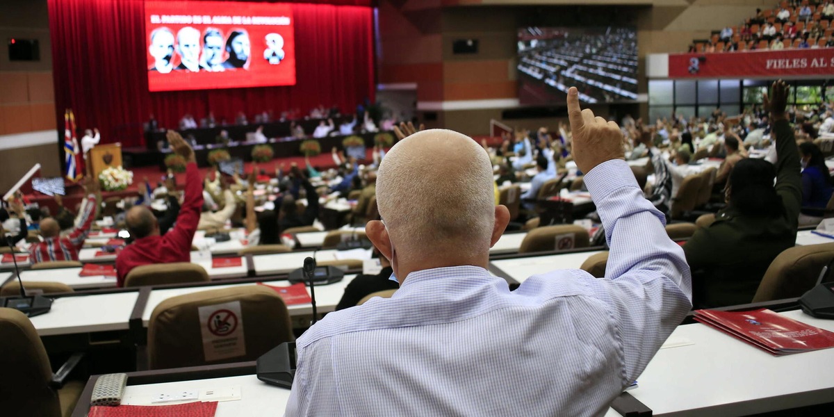 Cuba, il Partito comunista difende il pacchetto di riforme economiche