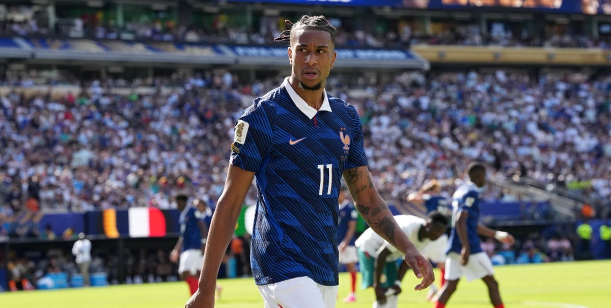 Olise, il comunicato Real: messaggio chiaro al Bayern da parte di Florentino Perez
