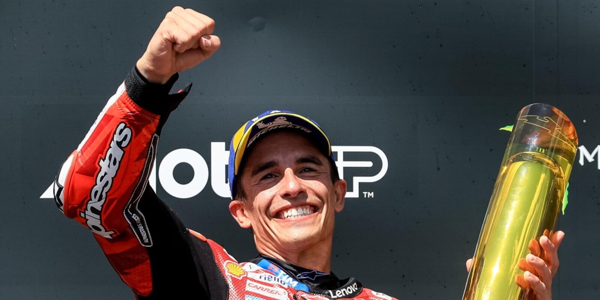 Marc Marquez, ufficiale il rinnovo con Ducati: "Il futuro è rosso". Dall'Igna: "Mi ha impressionato"