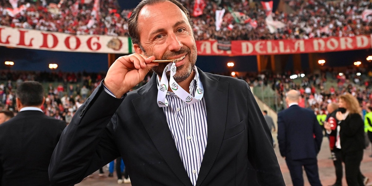 Bari, De Laurentiis apre alla cessione: due offerte