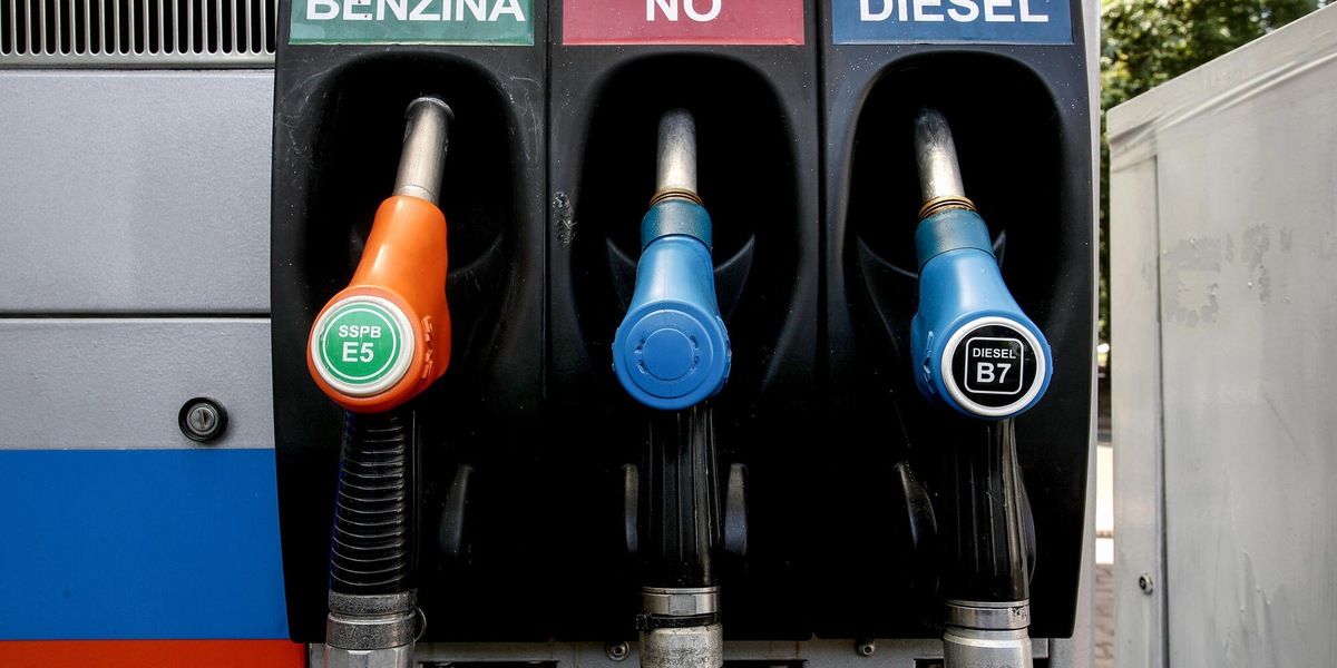 Urso convoca principali compagnie petrolifere su prezzi carburante