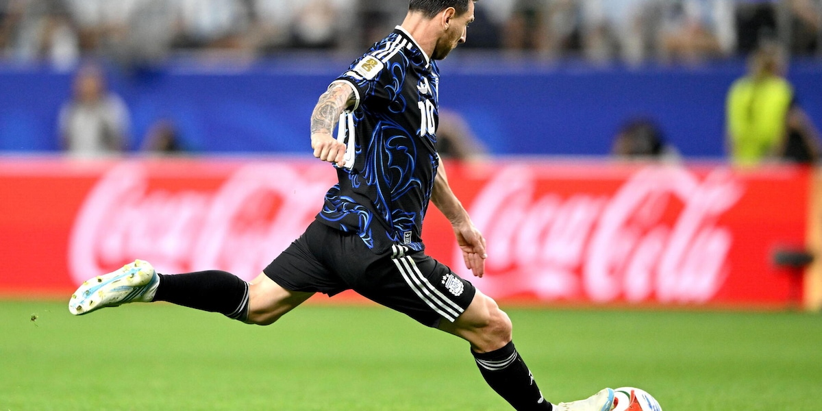 Mondiali: Messi da record con l'Argentina, ai sedicesimi anche Austria e Algeria