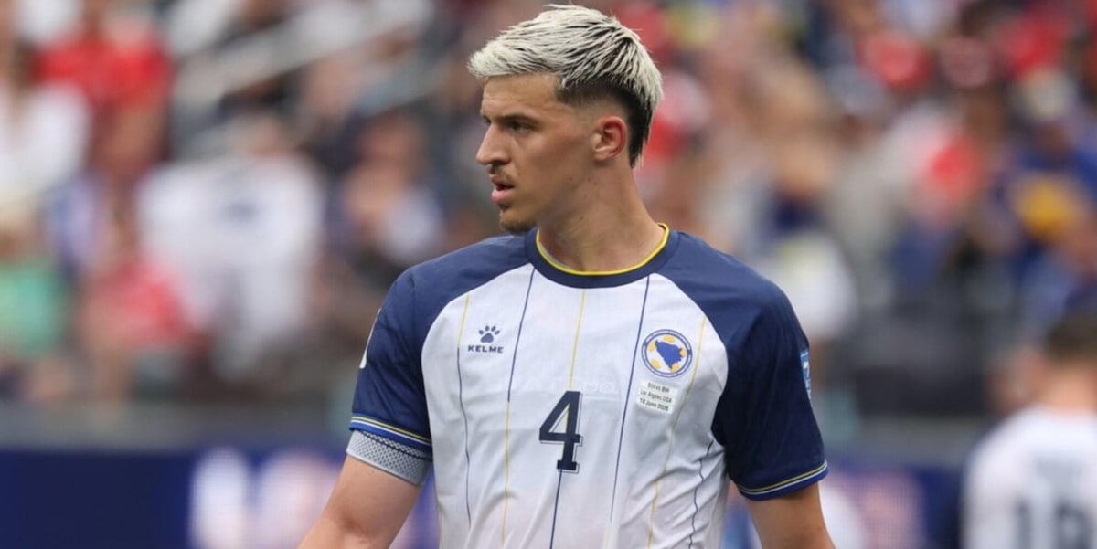Difesa Juve, Kelly finisce sul mercato: Carnevali è pronto per il doppio colpo mancino