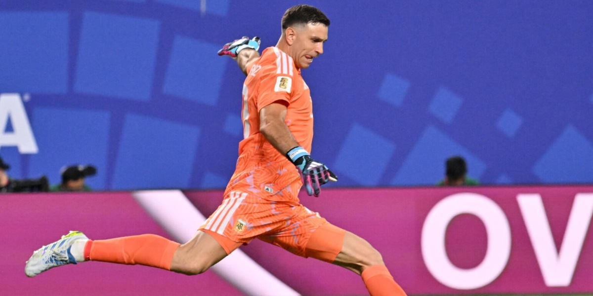Muro Svilar, l’assist Parma per Dibu Martinez e la riapertura impossibile: il nuovo portiere Juve