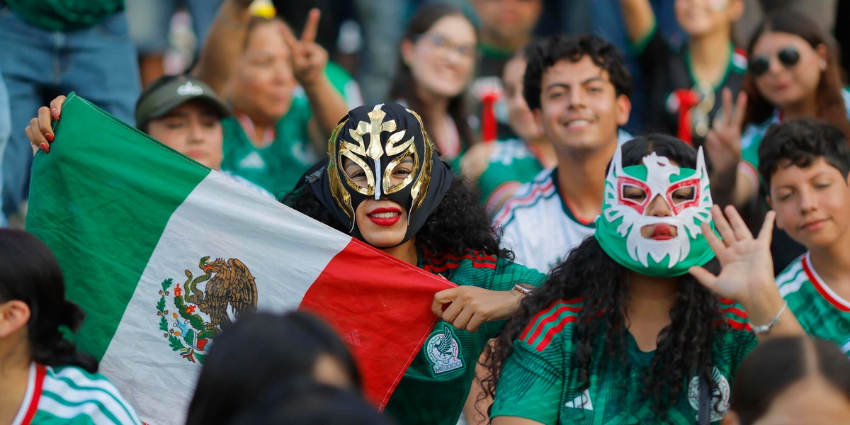 Mondiali: in Messico 'serenata' sotto l'hotel dell'Inghilterra prima degli ottavi