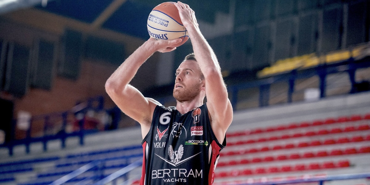 Un arrivo dal sapore amarcord: Giulio Gazzotti torna al Derthona Basket