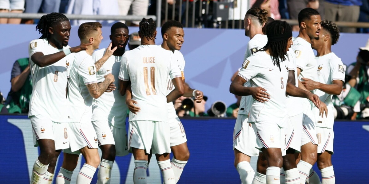 Francia in semifinale grazie a Mbappé e Dembelé: Marocco dominato, non basta il rigore parato da Bounou