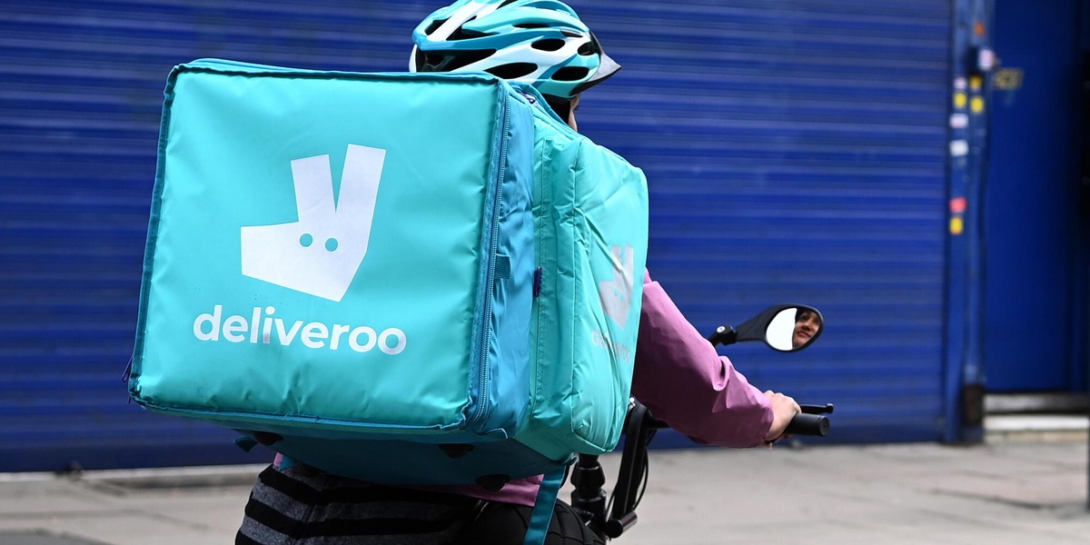 'Paghe basse e troppo caldo', i rider in sciopero a Firenze