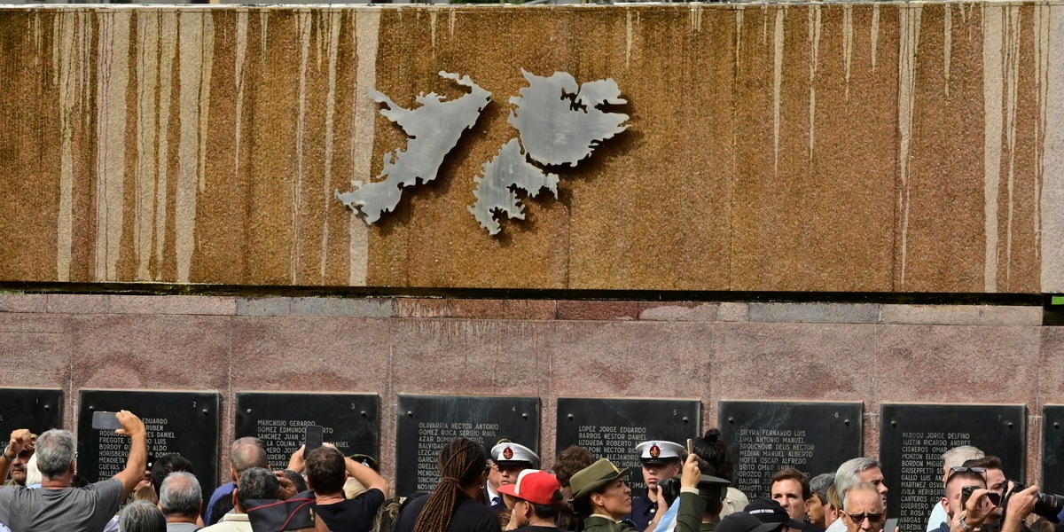 Mondiali: appello dei veterani delle Malvinas, 'il calcio non è una guerra'