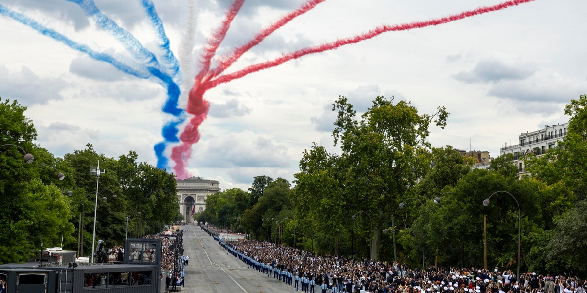 In Francia un 14 luglio tra difesa europea e omaggio alle vittime di Nizza