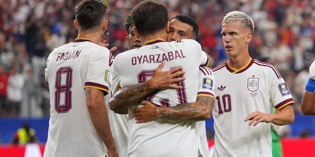 Oyarzabal apre, Porro manda la Spagna in finale Mondiale: la Francia abdica, sfuma la terza di fila