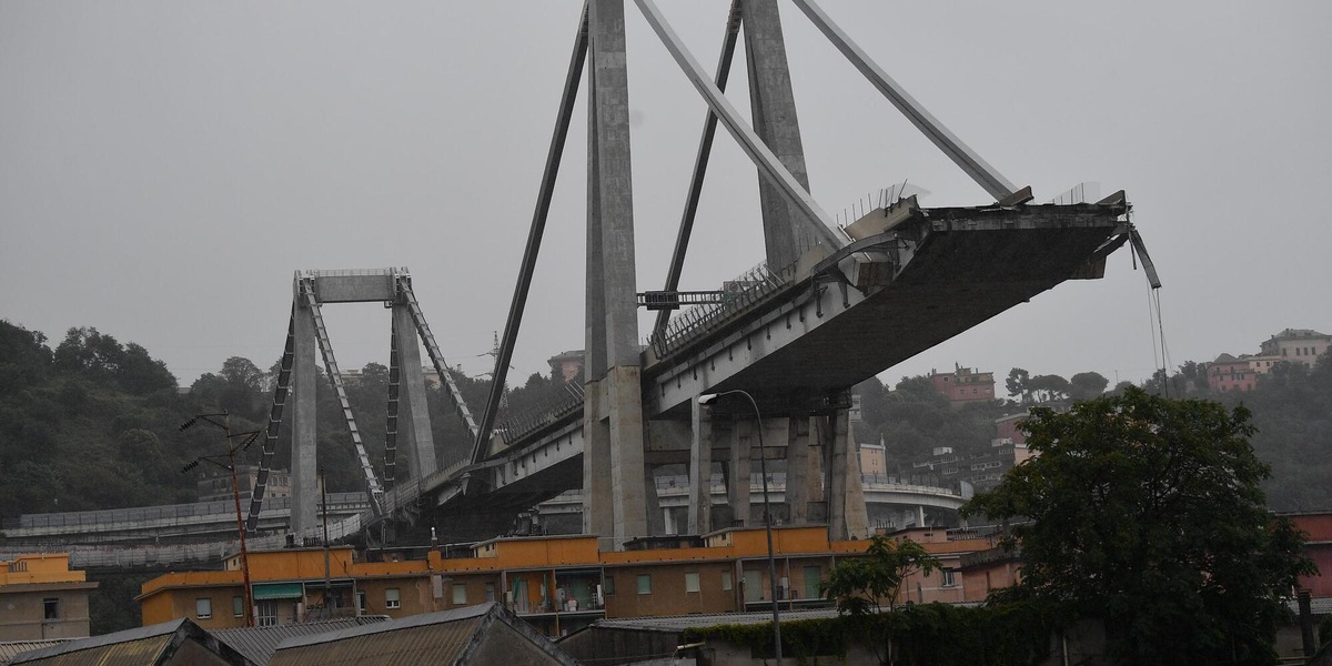 Ponte Morandi, le scuse di Autostrade: 'Ferite indelebili le azioni e scelte di alcuni'