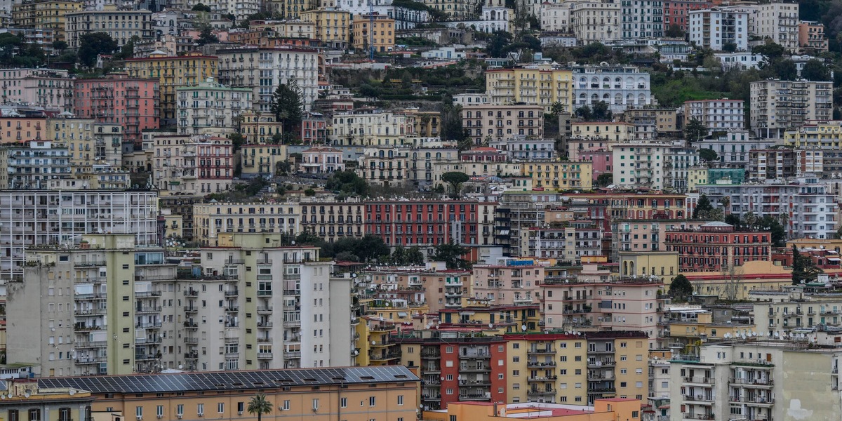 Infrazione Ue sulle 'Case green' contro tutti i 27, Italia inclusa