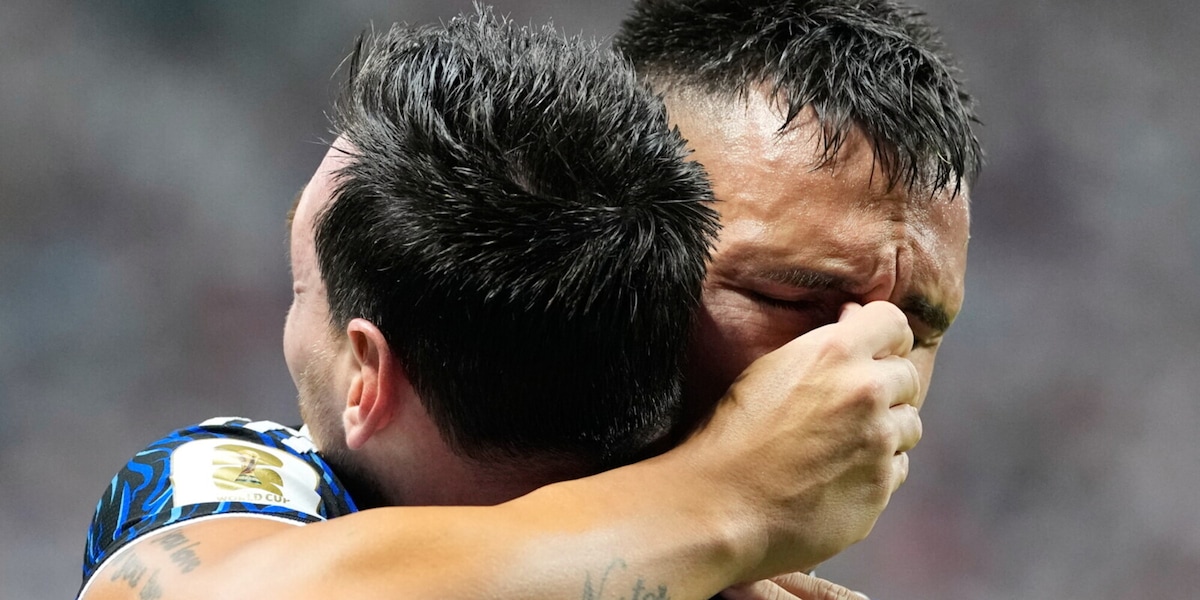 Lautaro in lacrime, Messi senza parole: emozione Argentina. E a Buenos Aires esplode la festa
