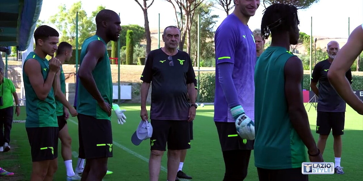 Sarri: "Qui per lavorare, il viaggio è più bello della meta"