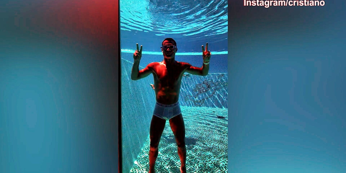 Ronaldo e Georgina, giornata insieme in piscina