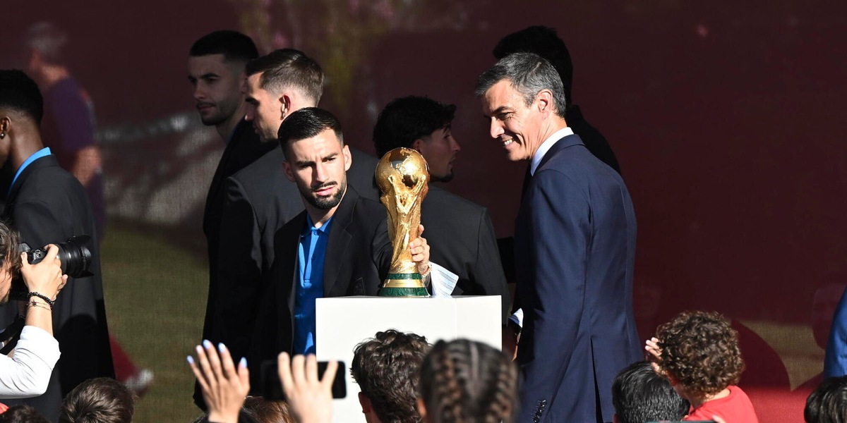 Mondiali: inizia la parata della Spagna dopo la visita a Sanchez