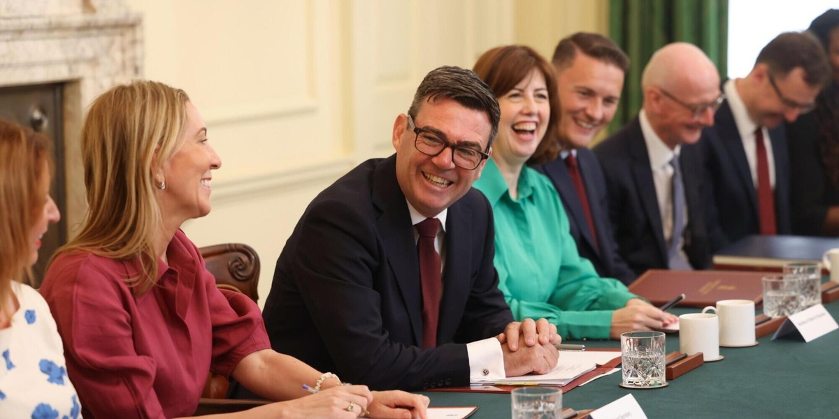 Nuovo governo Gb, per la prima volta ci sono più donne che uomini