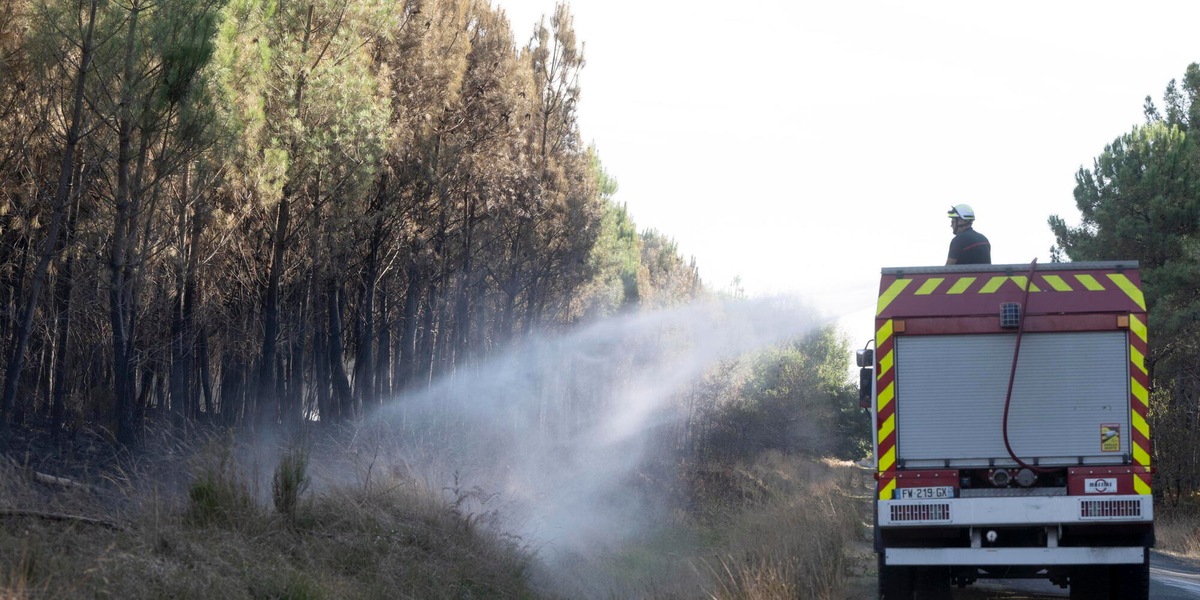 Francia, oltre 12.000 abitanti e turisti evacuati per l'incendio a nord di Arcachon