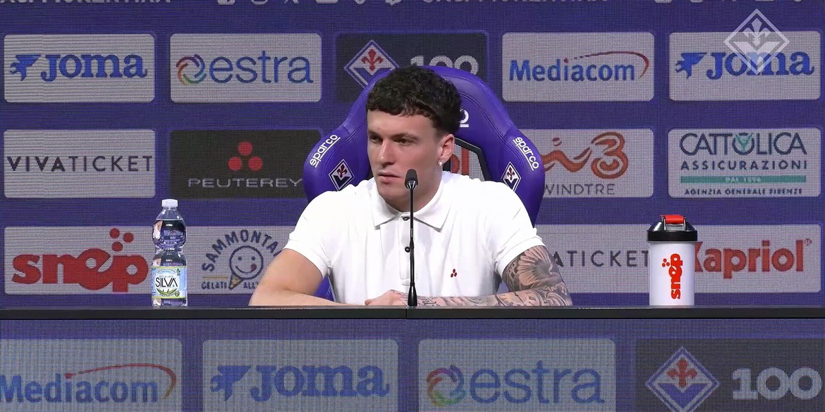 Jimenez: "Trattativa veloce, felice della Fiorentina"