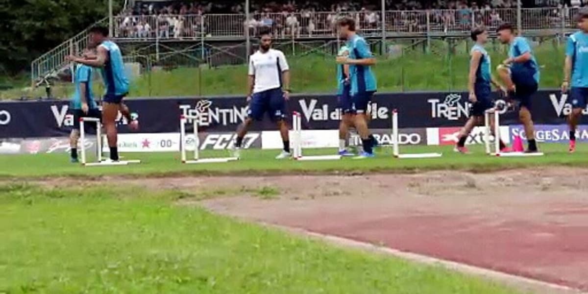Napoli, allenamento mattutino per Allegri e la squadra