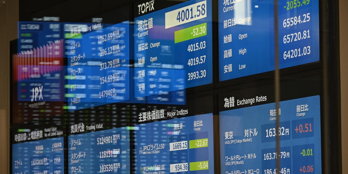 Borse: Tokyo cede oltre il 4%, Seul quasi -8% sui timori per i chip