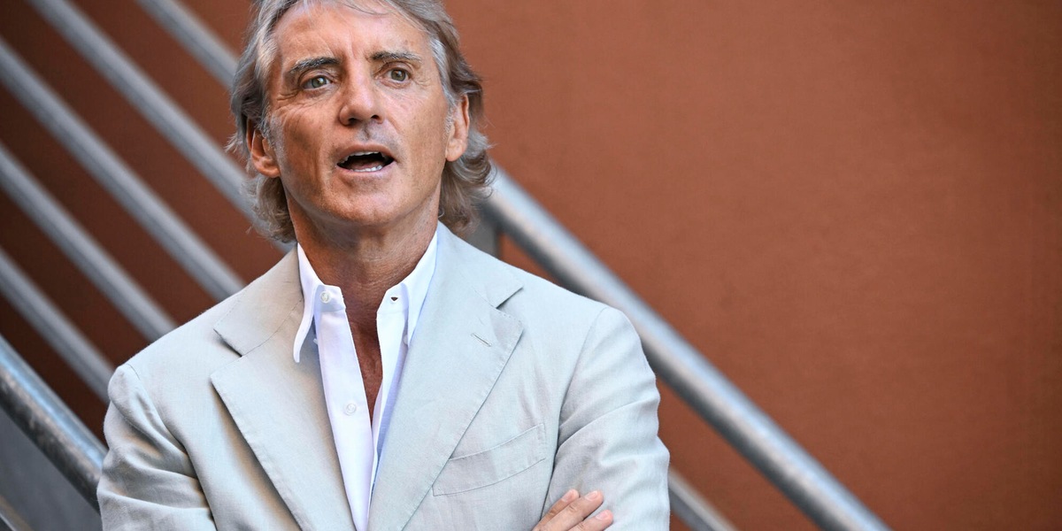 Mancini: "Farò giocare bene l'Italia e i tifosi mi perdoneranno"