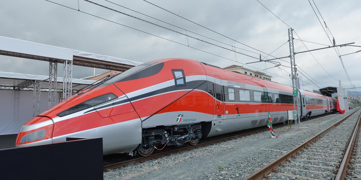 L'Antitrust accoglie gli impegni di Trenitalia sui rimborsi