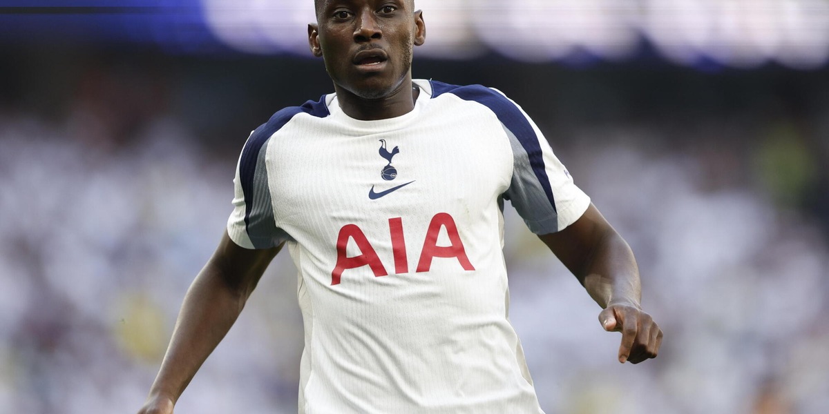 Calcio: Juve annuncia Kolo Muani, arriva a titolo definitivo