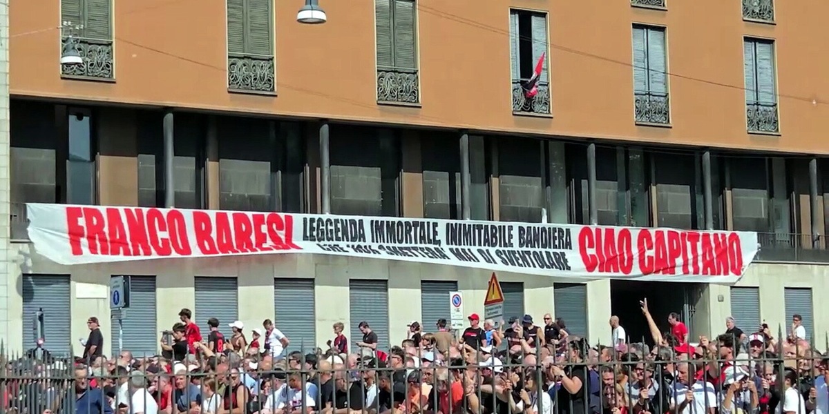 Funerali Baresi, l'arrivo dei compagni di sempre
