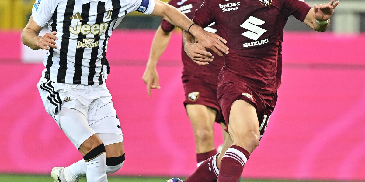 Calcio: Locatelli, i nuovi arrivi alzano il livello della Juventus
