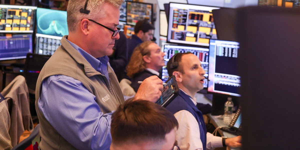 Wall Street apre positiva su nuovi record, Dj a +0,79% e Nasdaq a +0,44%
