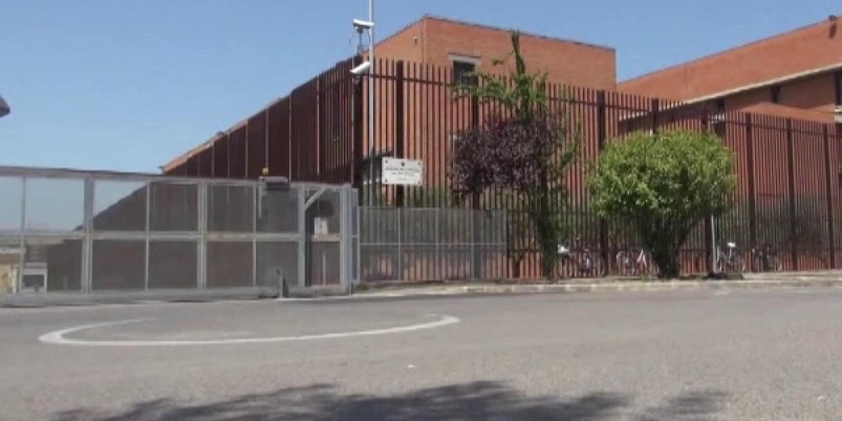 Omicidio in carcere a Prato, vittima detenuto 32enne