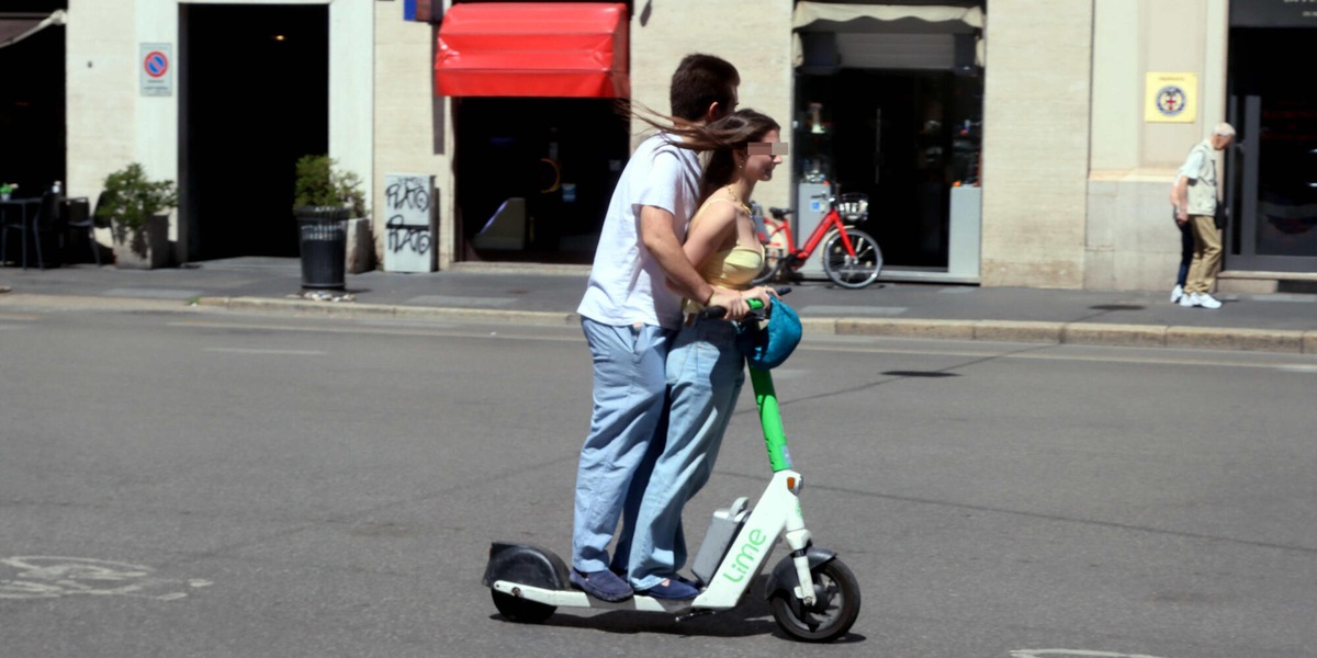 ++ Antitrust, 'ostacolo a corse gratis', multa milionaria a monopattini e bikesharing ++