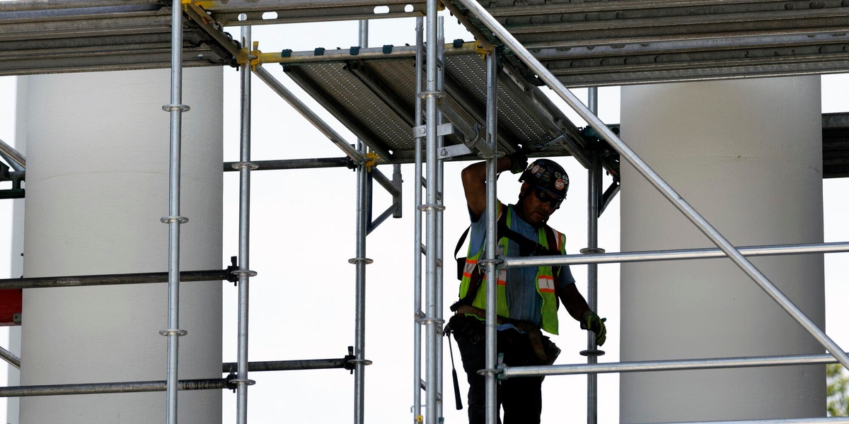 Gli Usa bruciano a luglio 23.000 posti di lavoro