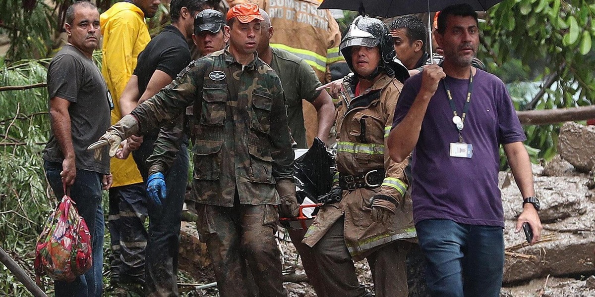 Quattro morti in un incidente d'elicottero a Rio, tre sono turiste colombiane