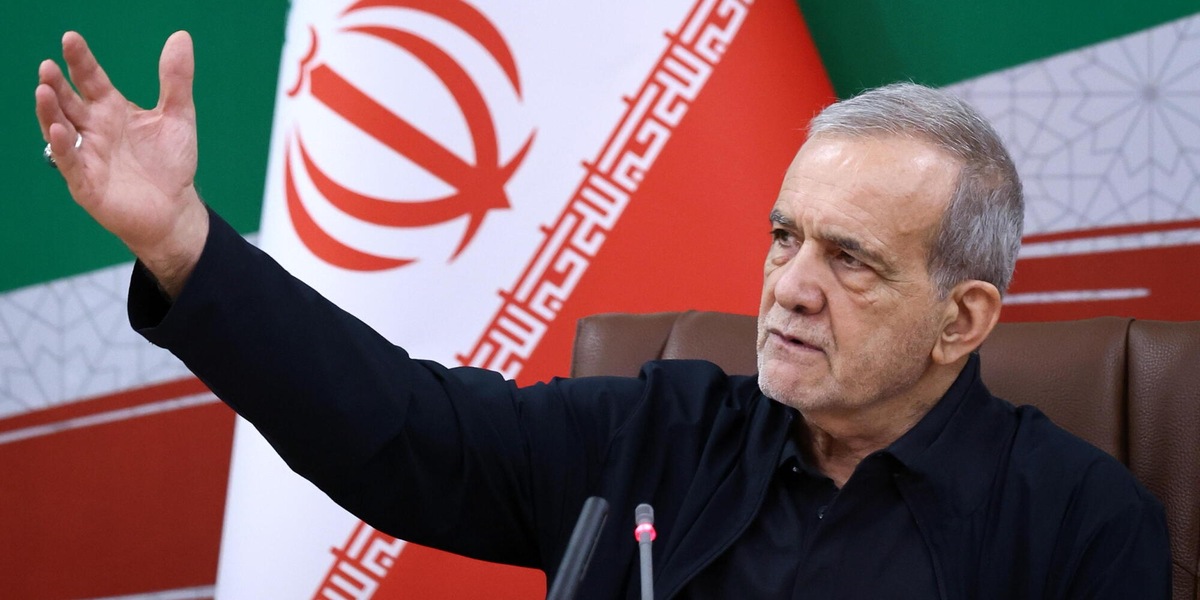 Teheran, 'se Usa non correggeranno il loro comportamento Hormuz resterà chiuso'