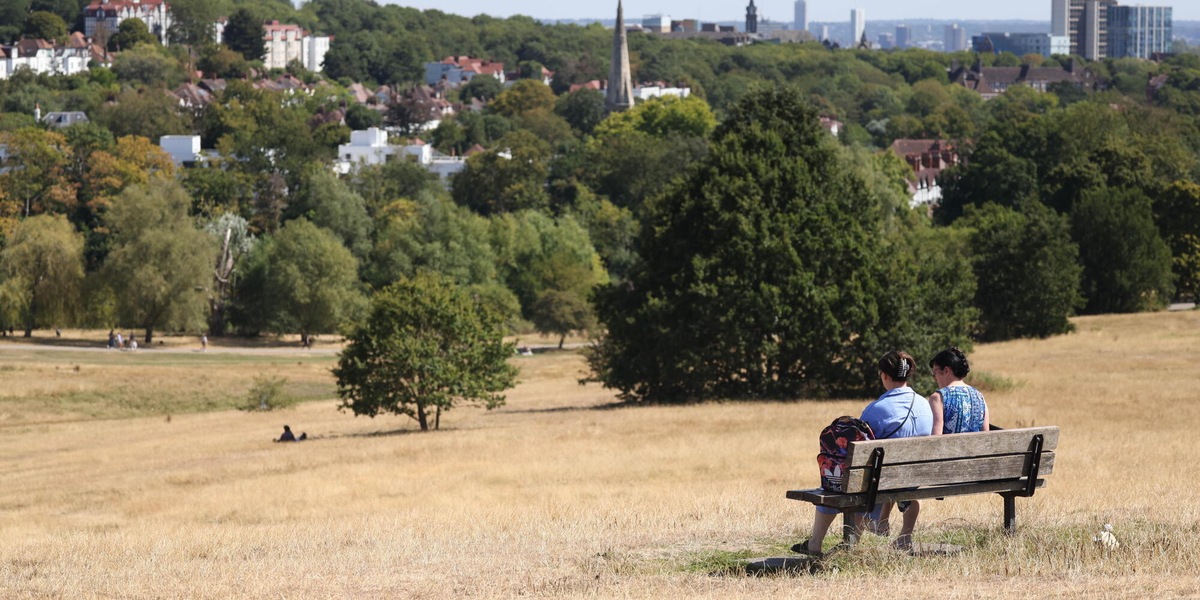 Quinta ondata di caldo estremo in Gb, si aggrava l'allarme siccità