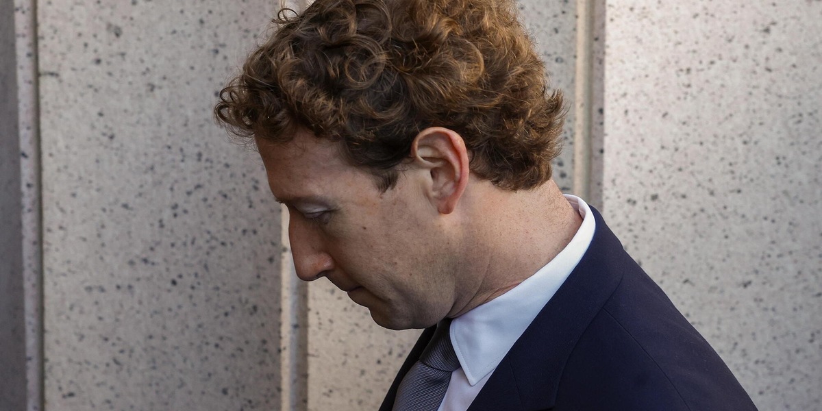 'Il suo yacht non soccorre imbarcazione alla deriva', bufera su Mark Zuckerberg