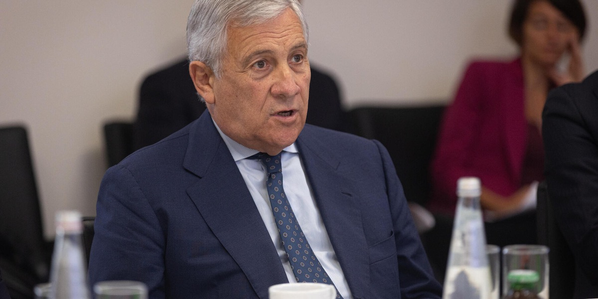 Tajani, 'bene Weber, difendere insieme le frontiere e potenziare Frontex'
