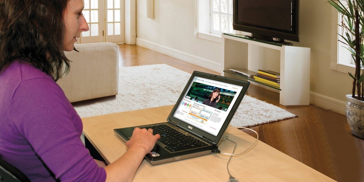 Confcom, i consumi superano il record del 2007, più tecnologia e tempo libero