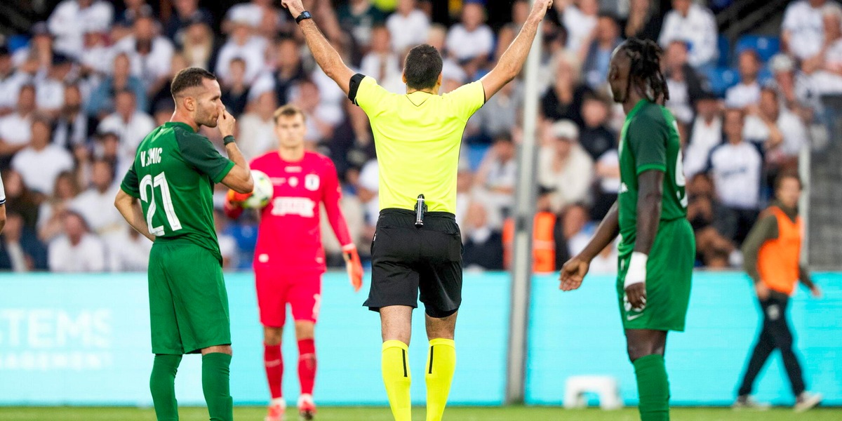 Gli arbitri di calcio, dalla A alle giovanili niente più accerchiamenti
