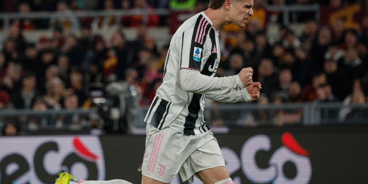 Calcio: la Juve saluta Perth battendo 2-0 il Palermo