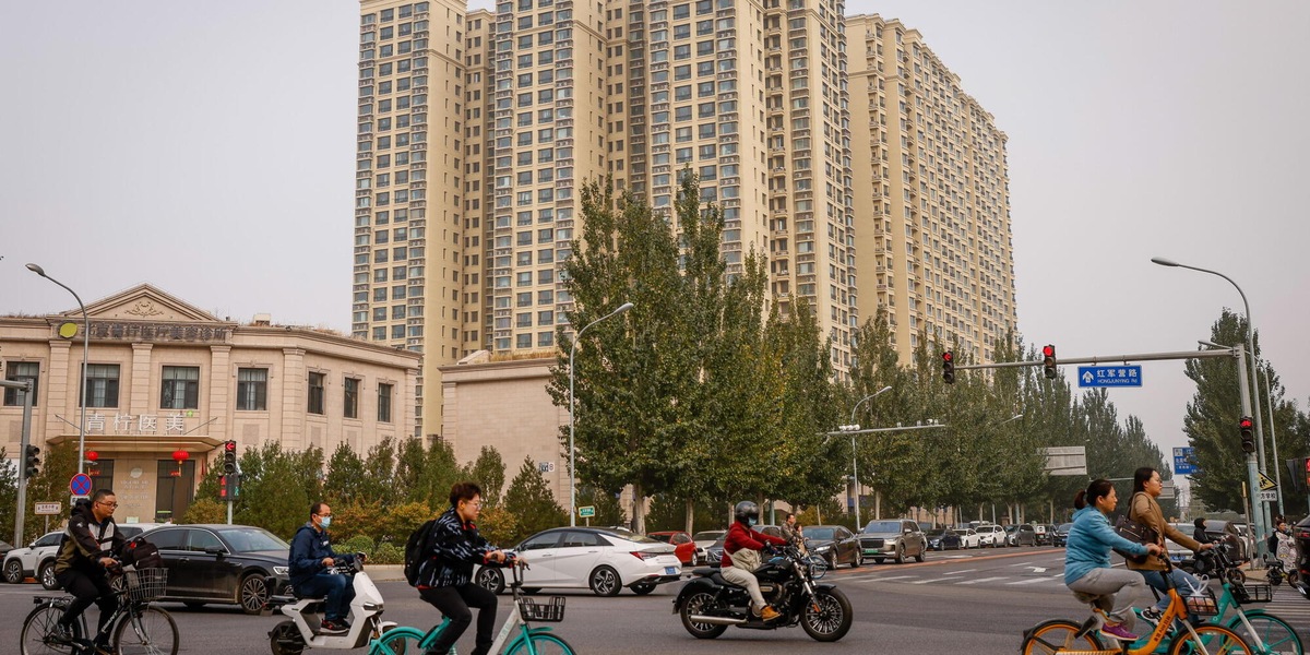 Fondatore del colosso immobiliare cinese Evergrande condannato all'ergastolo