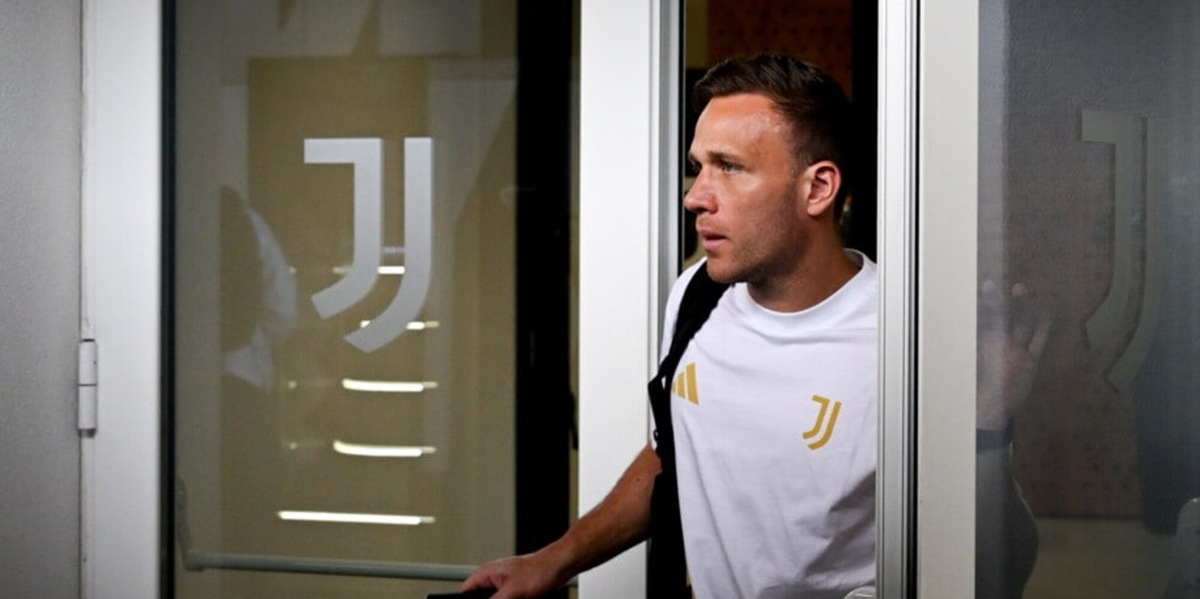 Arthur lascia la Juve, contratto risolto: addio al flop dopo 6 anni