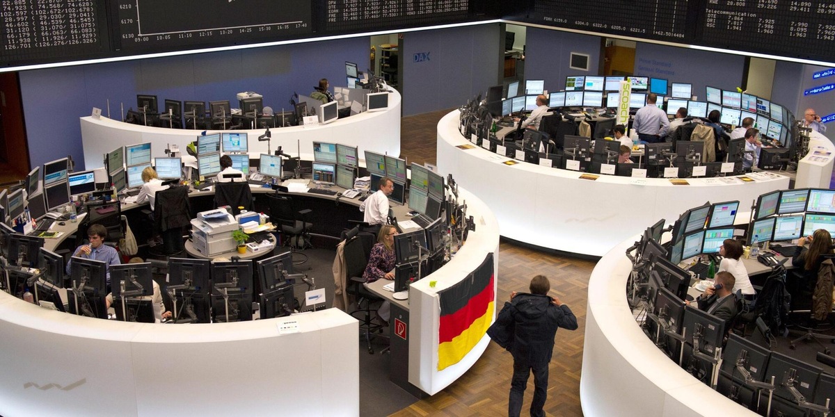 Borsa: Europa oscilla, Milano +0,13%