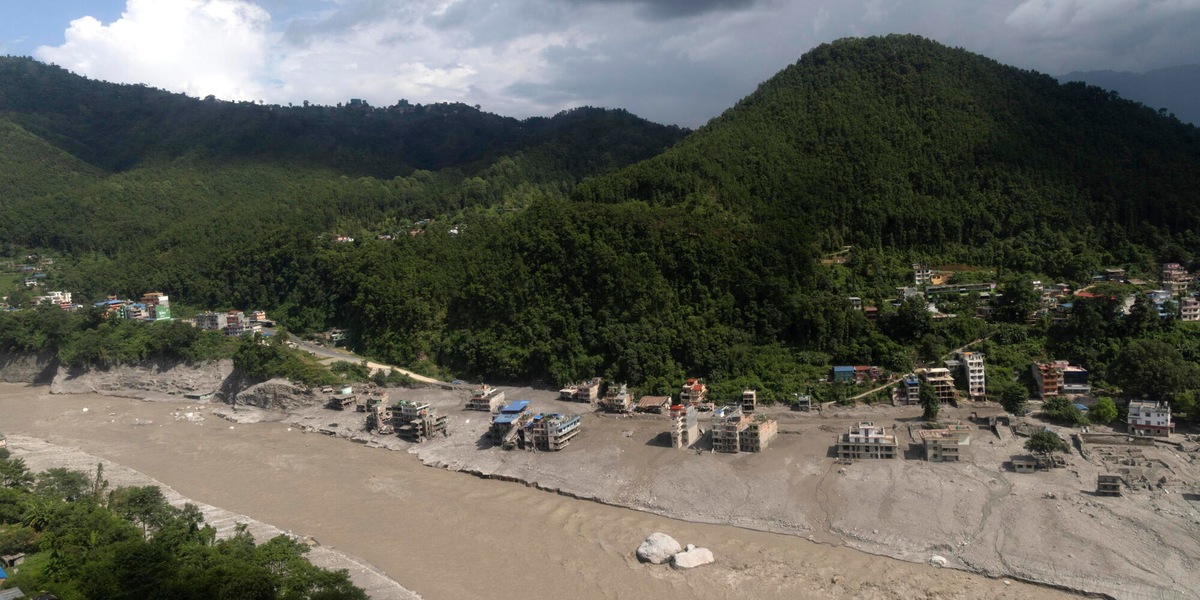 Autorità Nepal, fino a 5 miliardi per la ricostruzione dopo le alluvioni